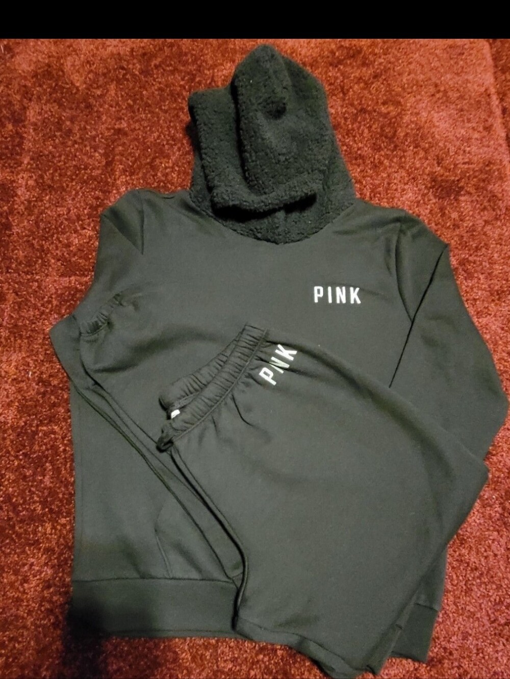 SZ MED VS PINK BLACK WITH GLITTER LOGO HOODIE SWEATPANTS/JOGGERS SET.